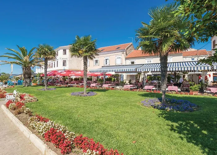 Appartement Awesome In Biograd Na Moru